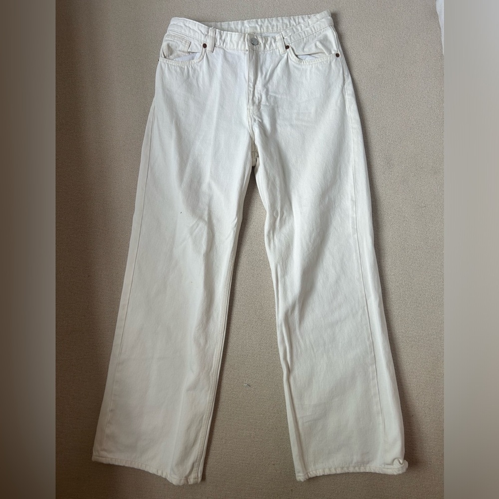 Monki White Mid Rise Straight Jeans
